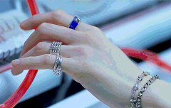 레오는 반지사이즈 몇호 낄까