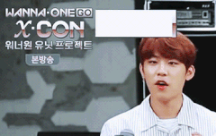 손 왜그렇게 하는거야? ㅋㅋㅋㅋㅋ ㅋㅋㅋ