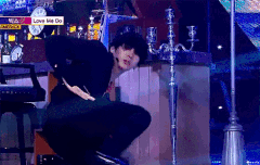 레오님이 하이킥 차면 하늘을 찌를것 같아..