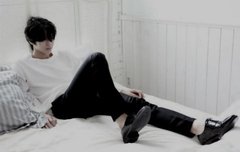 나는 왜 또 이리 외로운지...