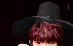 신문물 접하시고 계신 선비님