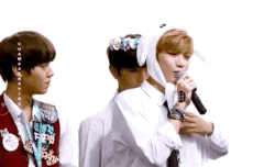 진지하게 무표정으로 장난치는거