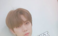 컴백하니까 디게 바쁘네