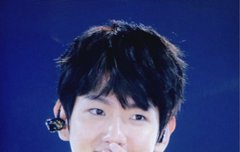 오늘 백현이 귀요미얌