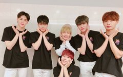 진짜 진짜 보고싶다...