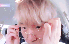 [33화] 쿠라요시 여행 오늘은 파티다! 백현 gif