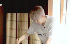 180705 엑사세 백현 gif  2