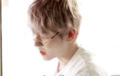 180705 엑사세 백현 gif  3