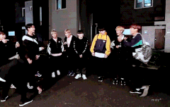 도톨이 흩날리며 튕겨져 나가는거ㅋㅋㅋㅋㅋㅋㅋ