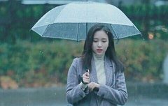 저기 타팬인데 미나 이 날 움짤 줄 수 있어?