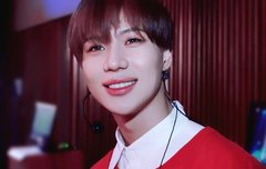 태민이 생일축하해 히히