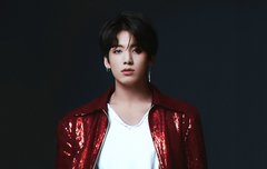 이짤 배경화면 있는 이삐ㅠㅠ