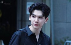 이 사진 고화질 있는 사람??