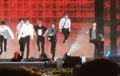 혼자 나는데 ? ㅋㅋㅋㅋㅋㅋㅋㅋㅋㅋㅋㅋㅋ