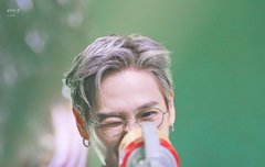 봐 봐 이제 사진 돼 봐줘