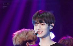 이대휘  오늘홍콩공연 화이팅