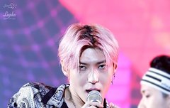 레오 오빠 곧 서른인거 생각하면 너무 섹시ㅠㅠ