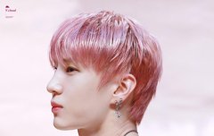 오빠 옆모습도 잘생겼어