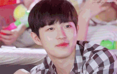 재환이 눕방에서 개귀엽