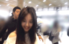 나연이 웃을 때 잇몸이랑 치아 보이는 거