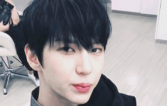 레오님 쌍꺼풀이 참 이쁘네요