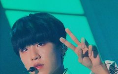 다시 흑발함 !!!!!!ㅠㅠㅠ!!!!!!ㅠㅠ!!!!!!!!!!!!!