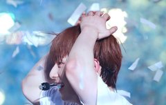 정전기조차 커여운 황민현❤