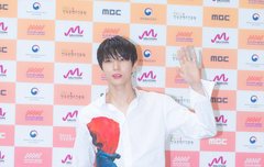 택운오빠 닮은 마네킹^ㅅ^