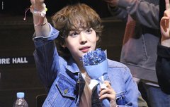 그래도 오늘 진우 생일이니까