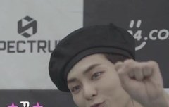 퍼프 인터뷰 시우민 넘 이쁜데? ㅋㅋㅋ