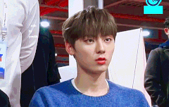 얼굴로 게임하는 완패남 황민현gifㅋㅋㅋ