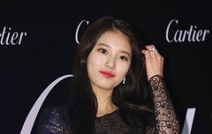 연말 시상식 때 MC로 돌아오길 기대해 봅니다.