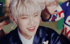 이러케 환하게 웃는거만보면