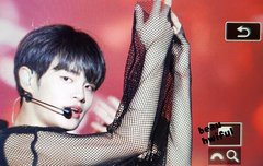 이대휘 의상이 ㅠㅠ