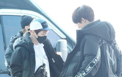 엑소 시우민 '낯선 남자의 품이 끌린다' ㅋㅋㅋㅋㅋㅋㅋㅋㅋㅋㅋ