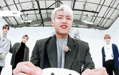 꼬물꼬물 만지작만지작