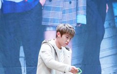 얘 지금 7살 아니냐 ㅠ