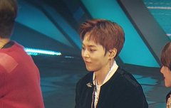 시우민한테 묻고 싶네요