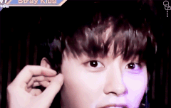 리노는 눈이 정말 예쁜거같아