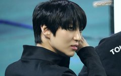 레오는 혹시 존댓말조 작사 할 수 있어?