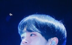 애절한 눈빛 이대휘