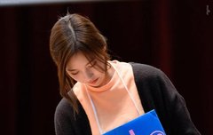 미나 왼쪽다리 아픈거 유튜브에서 봤는데 이거 팩트 맞아요?