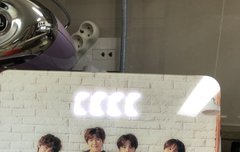 아크릴 시계 이거 불량이야?