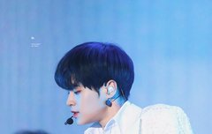 무대위 왕자님 이대휘