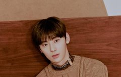 민현이 사진 보고 힐링하자