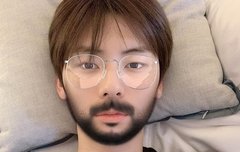 여윽시 셀카장인 황민현❤