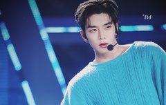 ONE-K 로운 사진 펌