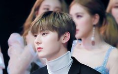 황민현 목폴라 개좋아ㅏㅏㅏ