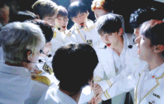 내.동년배들.다.워너블인데.워너원.존버한다.