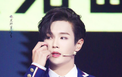 이문한 너무 귀엽지않아요?ㅠㅠ